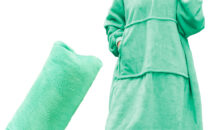 s5___bluzair-hoodie-blanket-mint-5.jpg