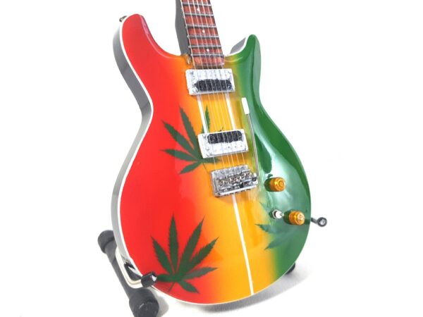 Mini gitara w stylu Bob Marley Tribute Ganja MGT-0468 - obrazek 5